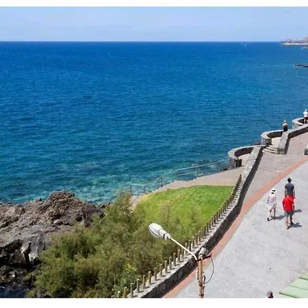 Sol Y Mar Los Abrigos * Los Abrigos